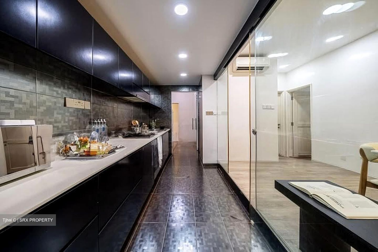 Emerald Garden (D1), Condominium #587930631